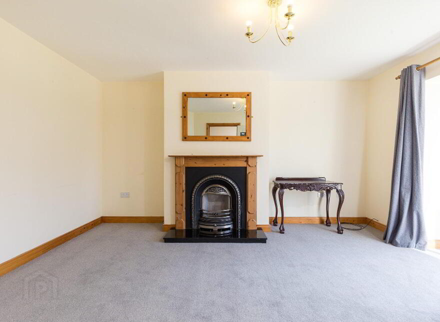 15 Quinagh Green, Blackbog Road