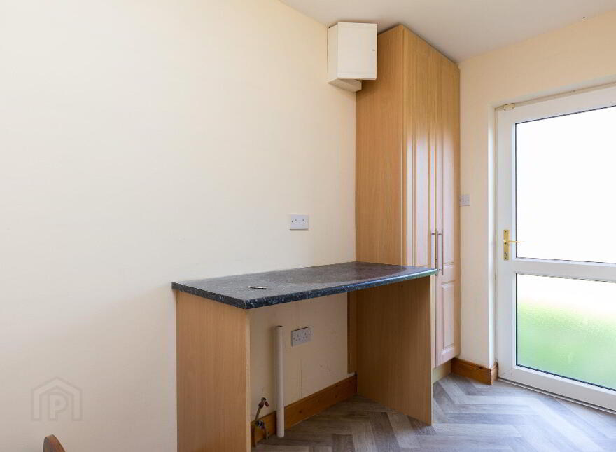 15 Quinagh Green, Blackbog Road