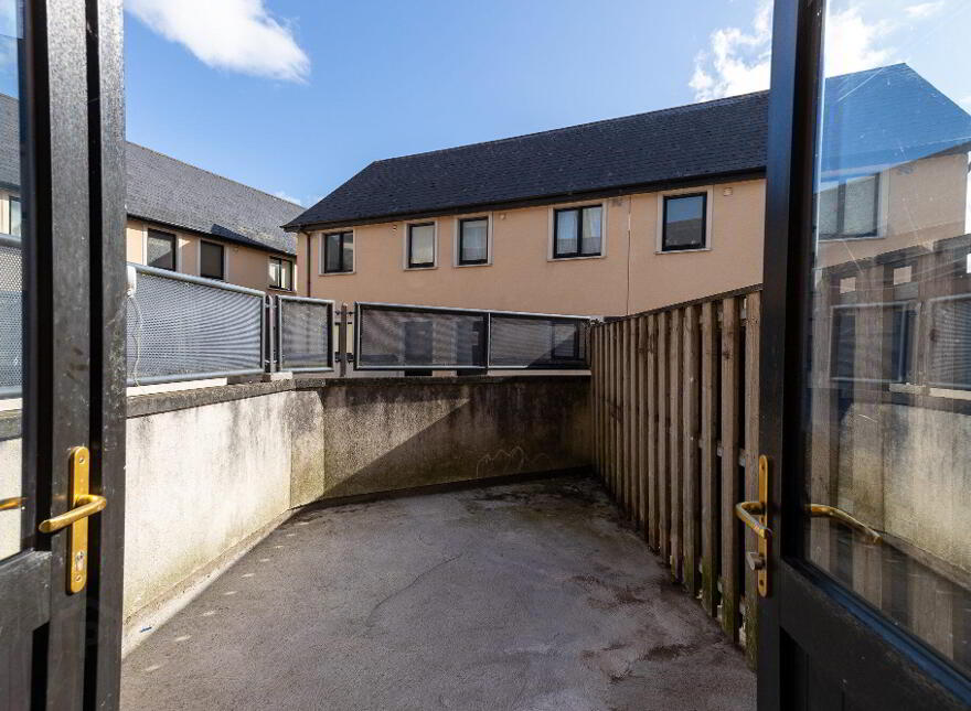 18 Castle Gate, Kennedy Street, R93R963