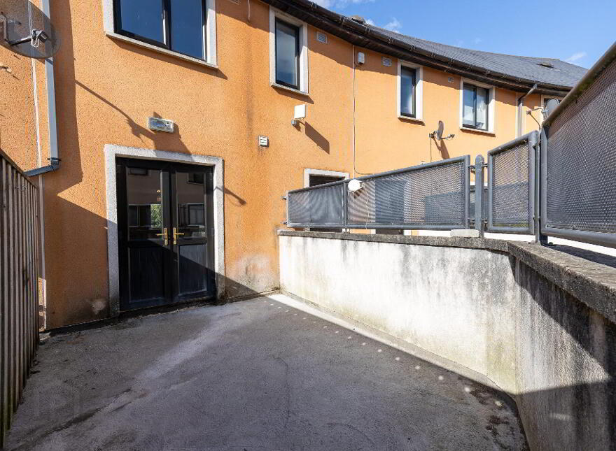 18 Castle Gate, Kennedy Street, R93R963