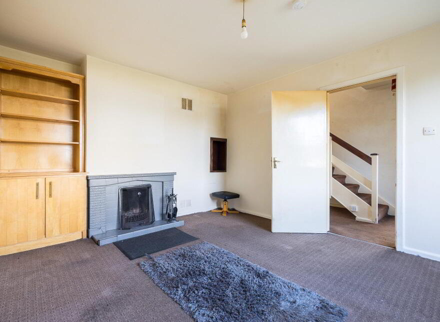 22 Riverside, R93DP66
