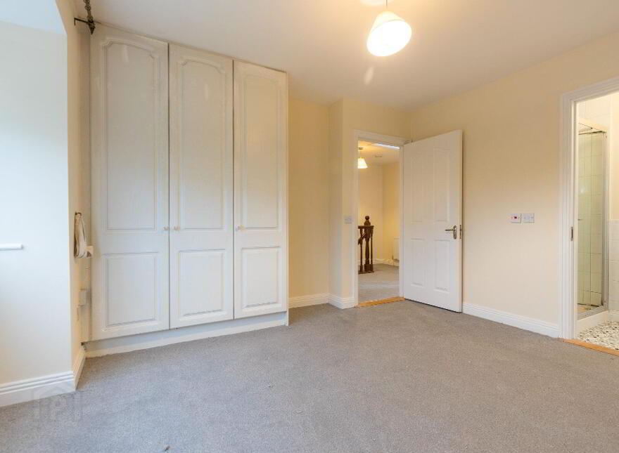 73 Feltham Hall, Blackbog Road