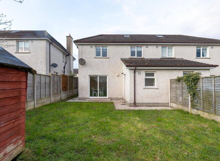 73 Feltham Hall, Blackbog Road