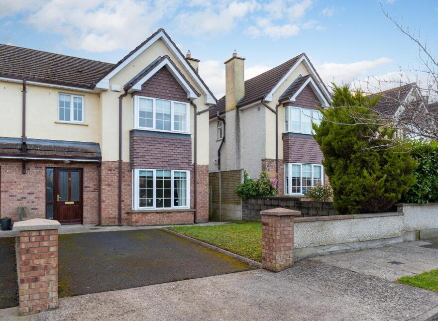 73 Feltham Hall, Blackbog Road