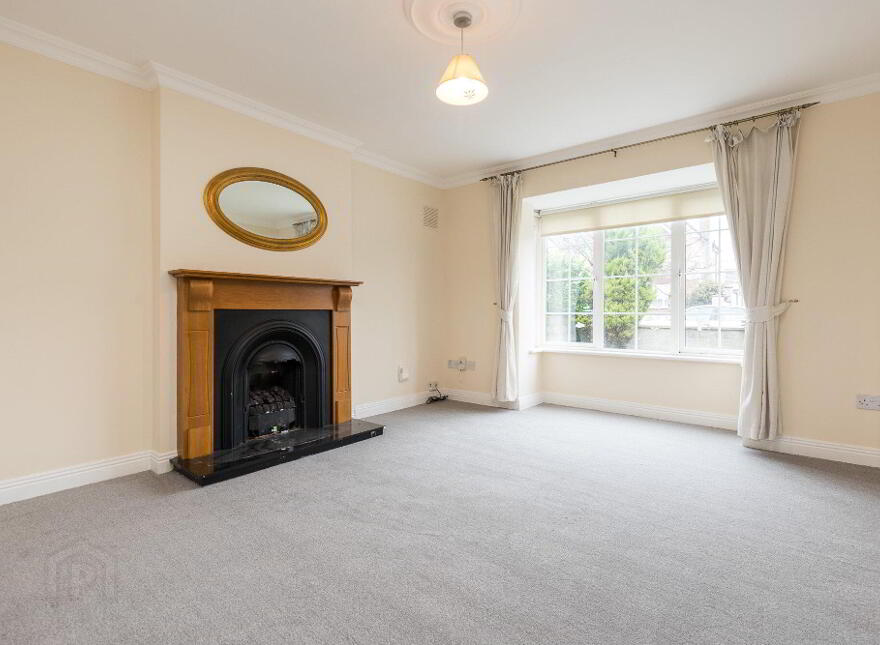 73 Feltham Hall, Blackbog Road