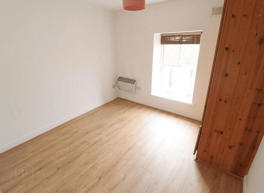4 Bradbury Complex, Stanhope Street, Athy