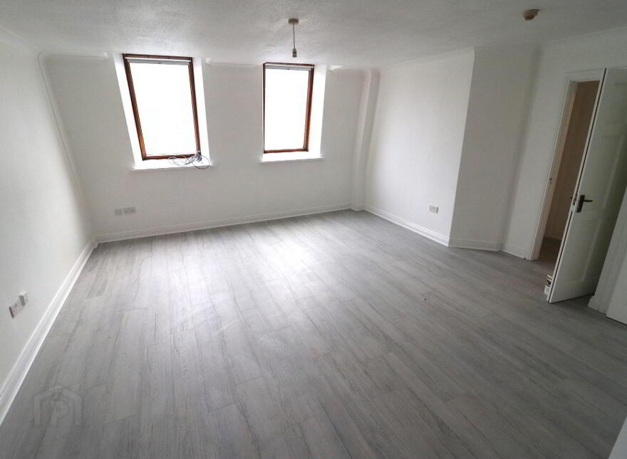 Apt 1, Castlehill Centre, Castlehill