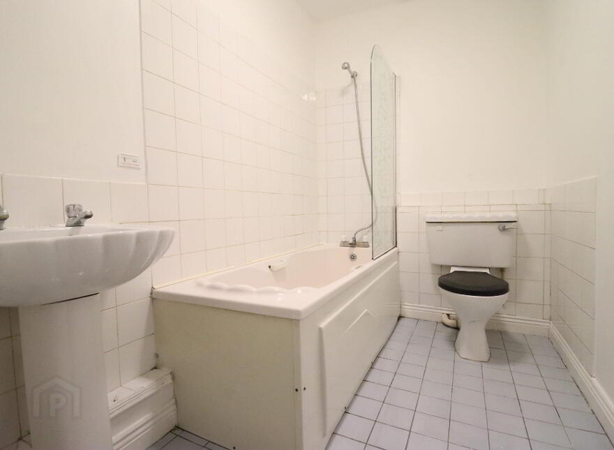 Apt 1, Castlehill Centre, Castlehill