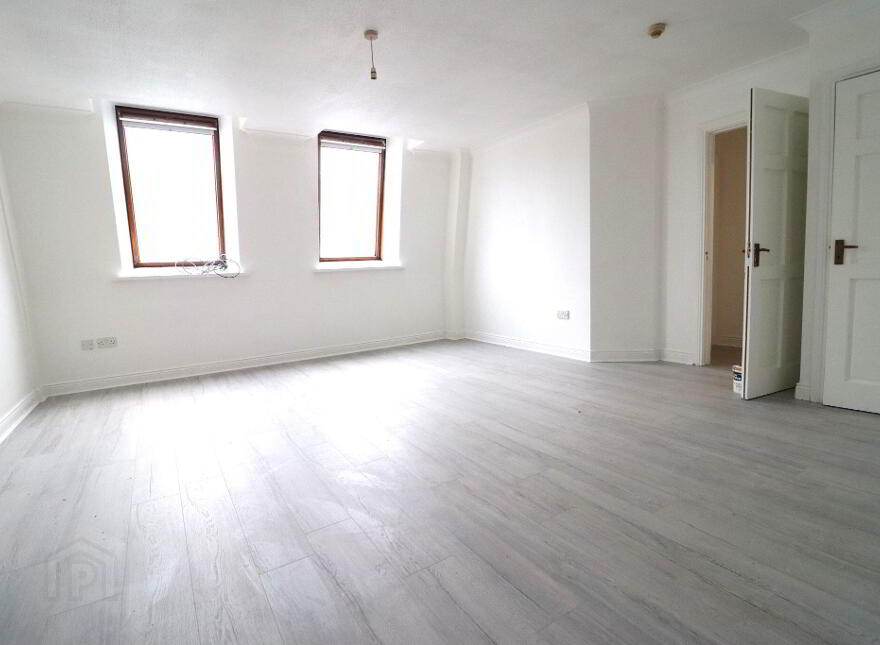 Apt 1, Castlehill Centre, Castlehill