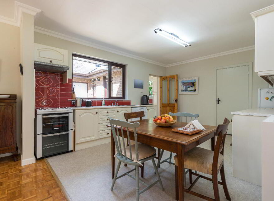 Townparks, Castledermot, Kildare, R14WD62