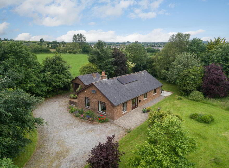 Townparks, Castledermot, Kildare, R14WD62