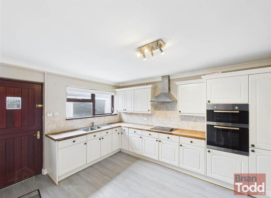 Parkmount Avenue, Larne, BT40 1QD