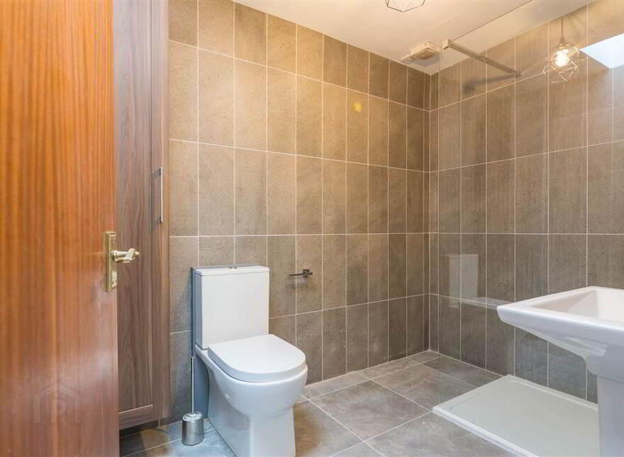 11 River Road, Lambeg, Lisburn, BT27 4SD