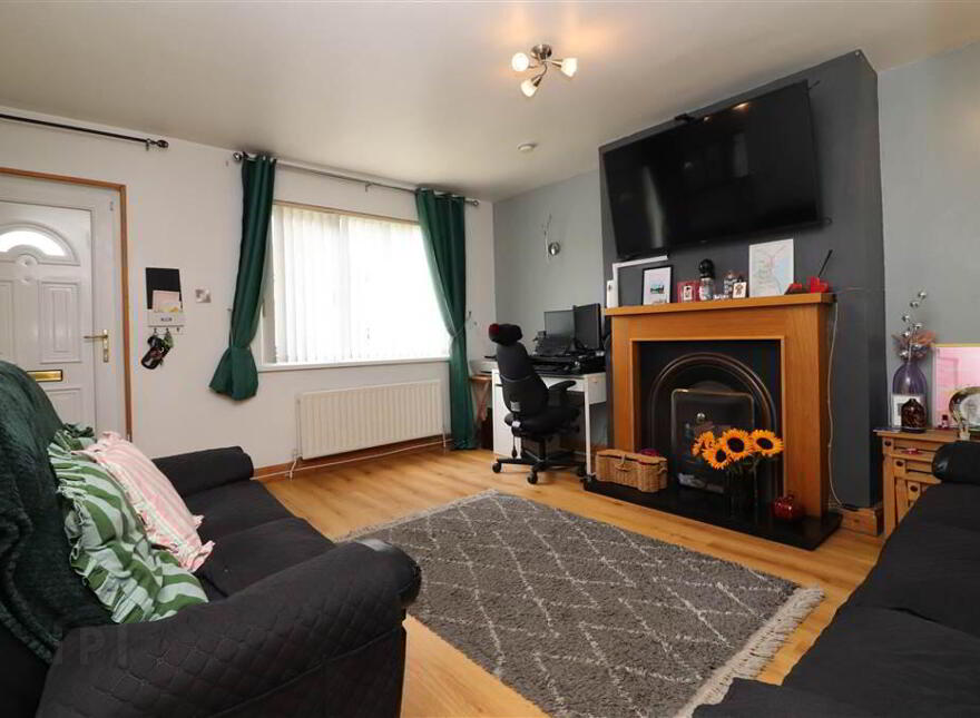6 Delacherois Avenue, Grand Street, Lisburn, BT27 4TR