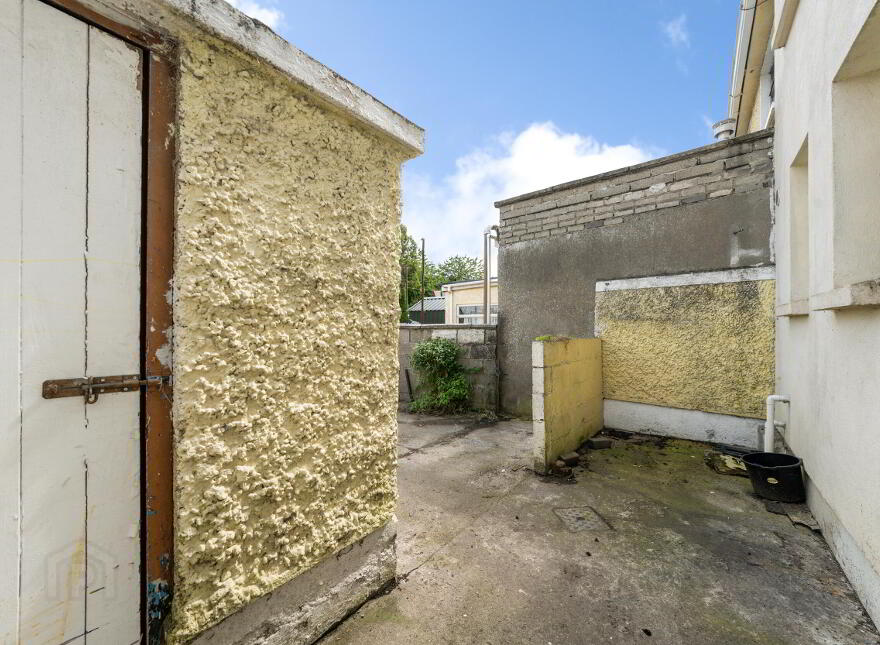 102 Blackditch Road, Ballyfermot, Dublin, D10X257