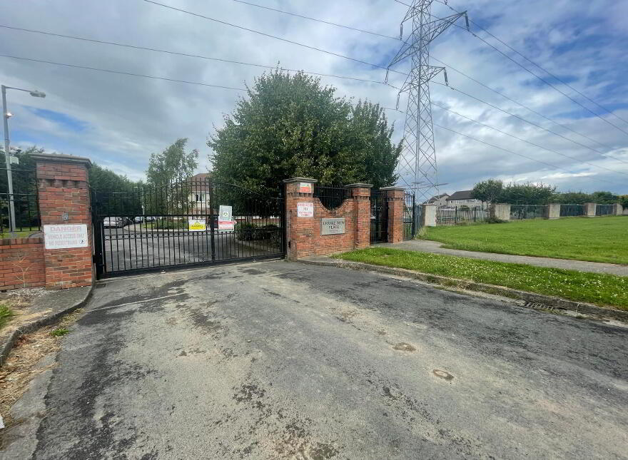 Grangeview Place, Clondalkin, Dublin, D22 photo