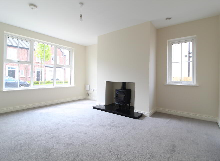16 Foxfield Park, Magherafelt, BT45 5FR