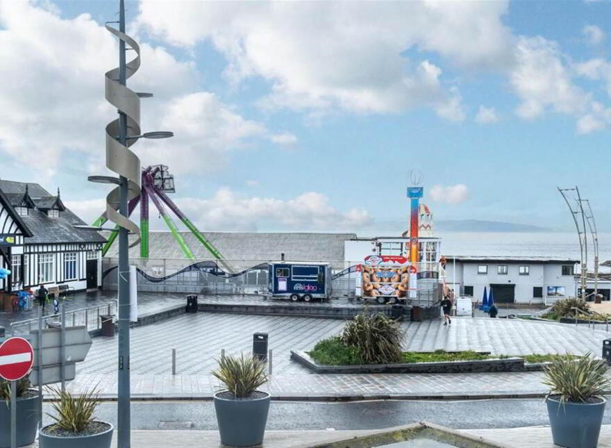 Apt 1, 2 Dunluce Avenue, Portrush, BT56 8DN