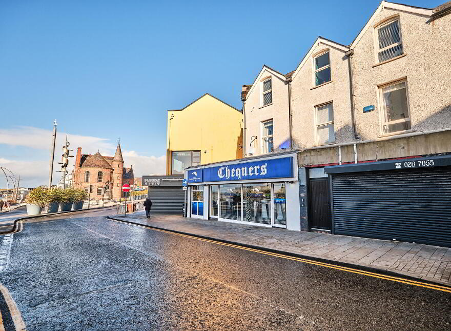 Apt 1, 2 Dunluce Avenue, Portrush, BT56 8DN