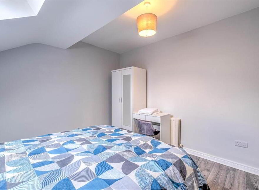 Apt 2, 2 Dunluce Avenue, Portrush, BT56 8DN