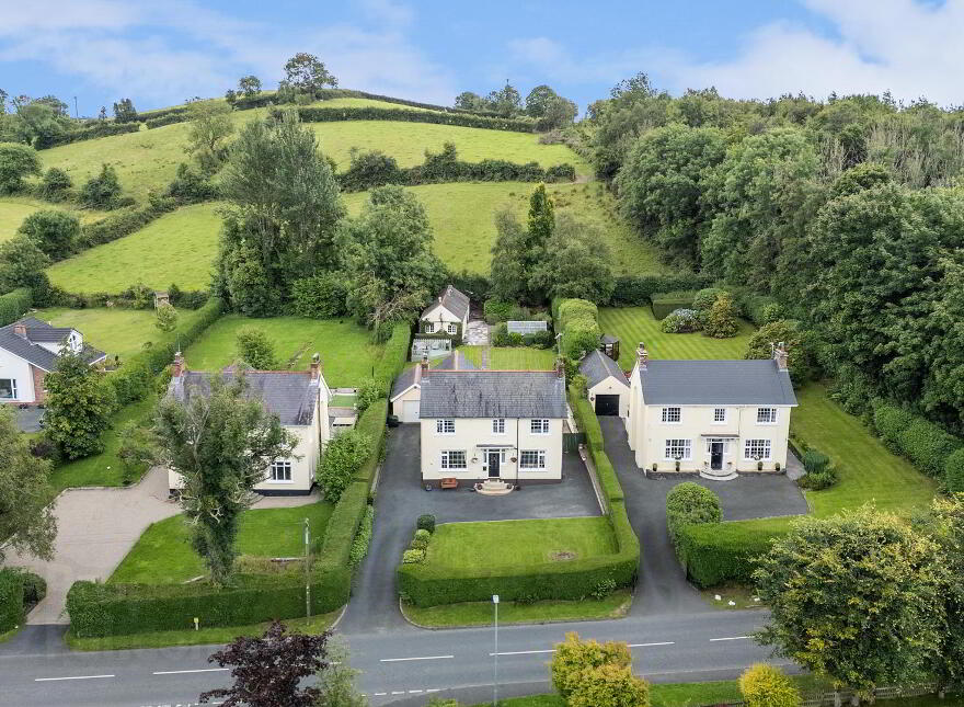 54 Ballymaglave Road, Spa, Ballynahinch, BT24 8QB photo