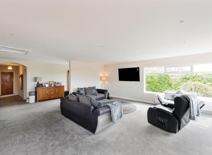 8 Gannon Road, Temple, Lisburn, BT27 6UJ