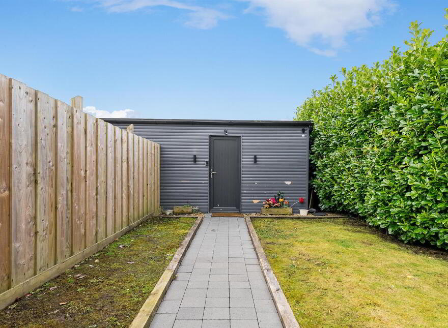 8 Gannon Road, Temple, Lisburn, BT27 6UJ