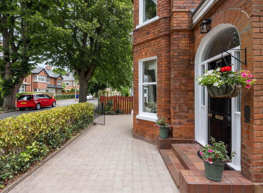 2 Belmont Park, Off Belmont Road, Belfast, BT4 3DU