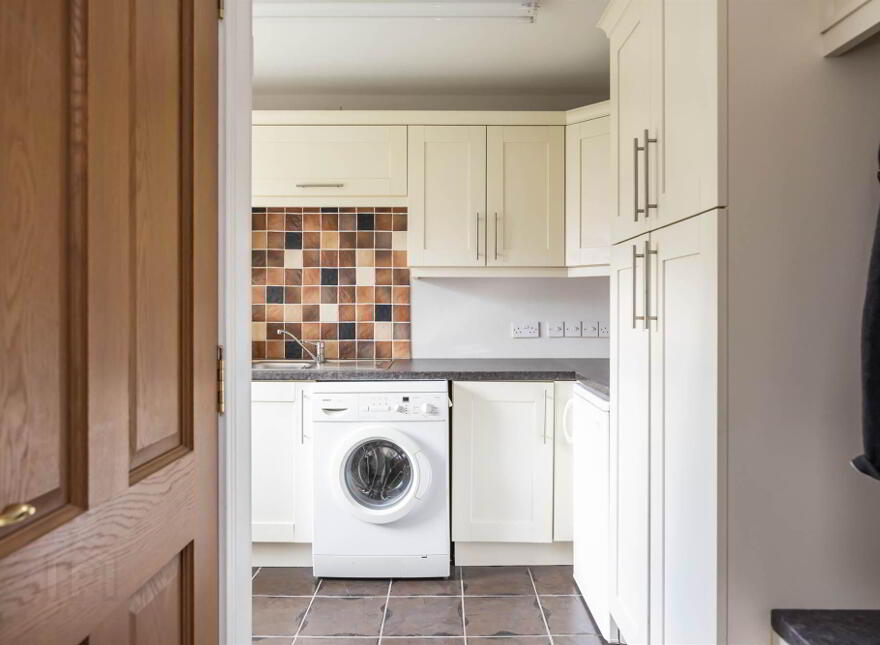 2 Belmont Park, Off Belmont Road, Belfast, BT4 3DU