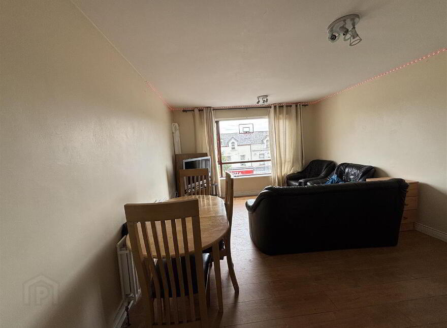 32 Fitzwilliam Square, Rugby Avenue, Belfast, BT7 1JH