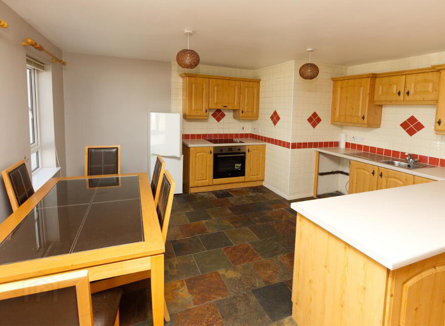 4 Dormans Court, Railway Street, Donaghadee, BT21 0JL