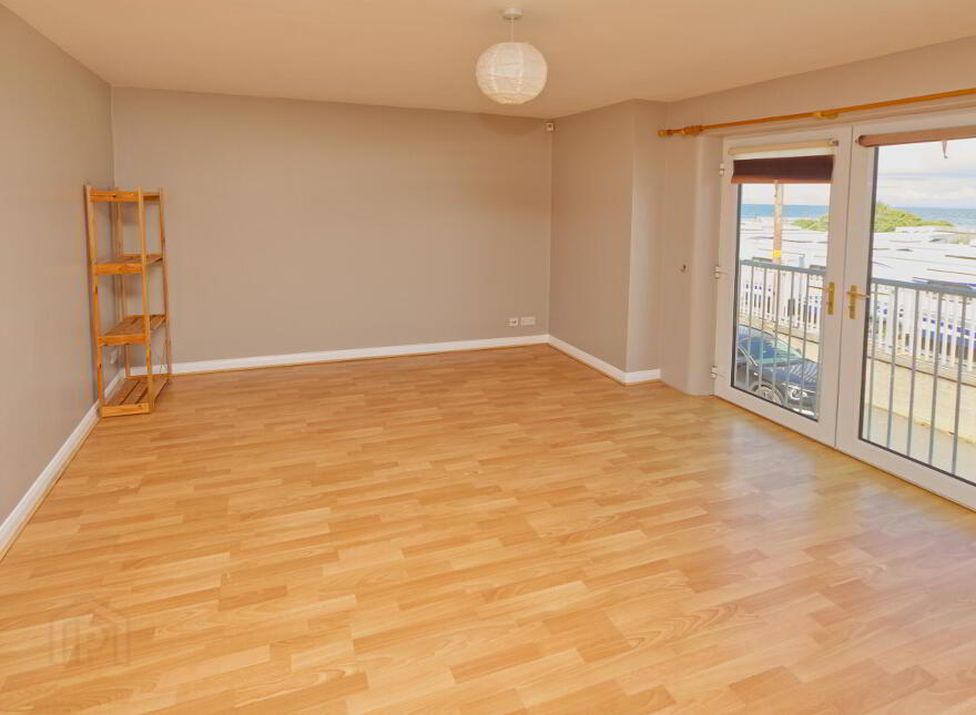 4 Dormans Court, Railway Street, Donaghadee, BT21 0JL