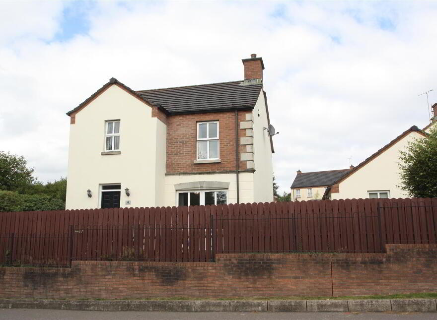 4 Riverview Heights, Ballynahinch, BT24 8US photo