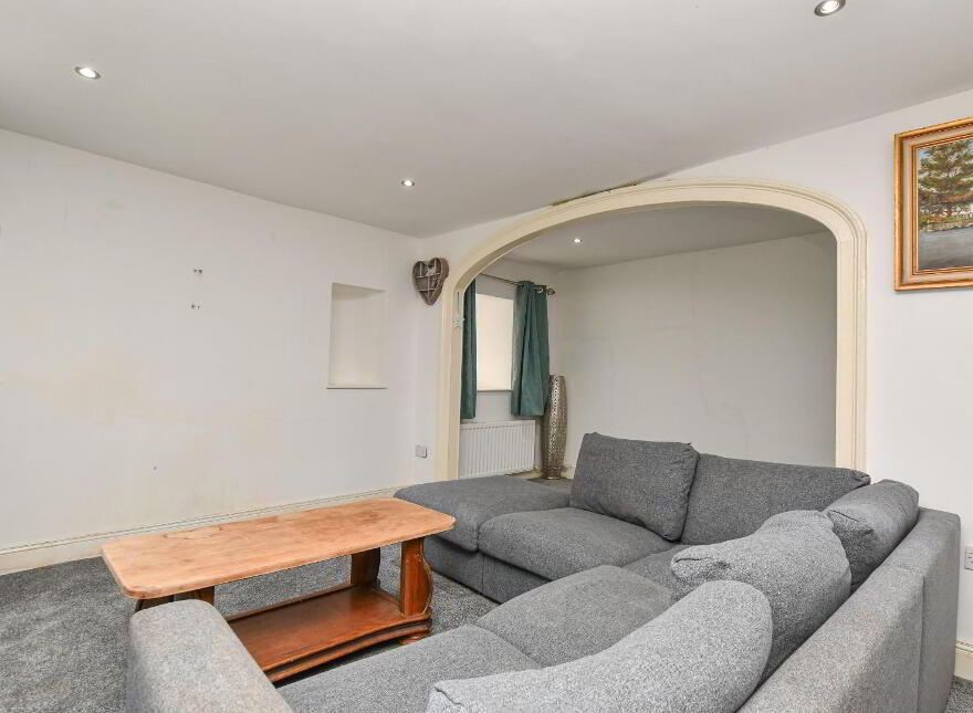 1 Manse Road, Carrowdore, BT22 2EY