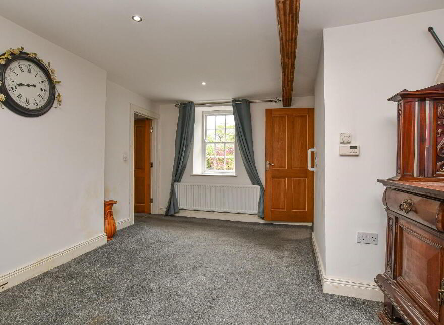 1 Manse Road, Carrowdore, BT22 2EY