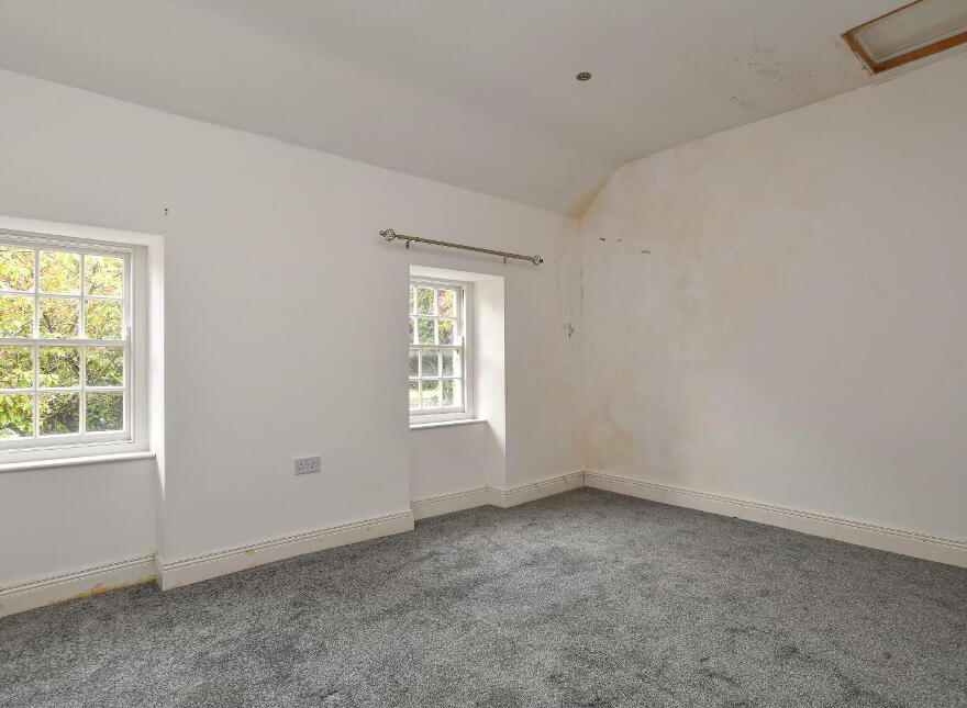 1 Manse Road, Carrowdore, BT22 2EY