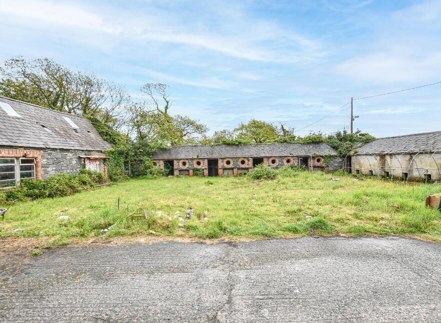 1 Manse Road, Carrowdore, BT22 2EY