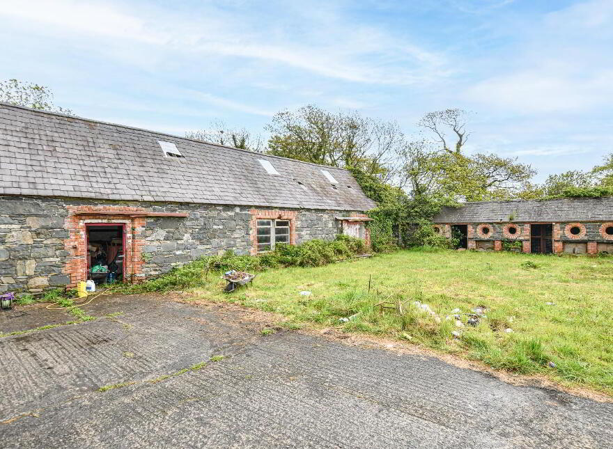 1 Manse Road, Carrowdore, BT22 2EY