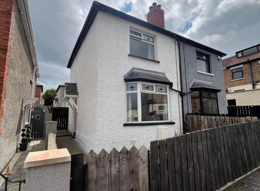 15 Northwood Parade, Belfast, BT15 3QH photo