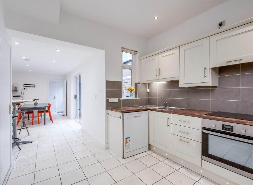 48 Edinburgh Street, Belfast, BT9 7DS