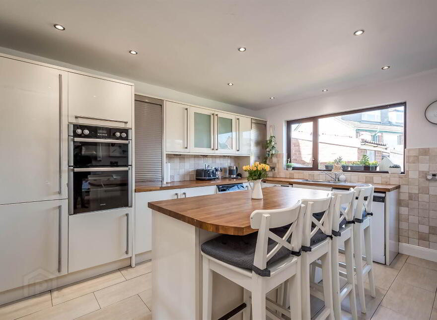 89 Upper Malone Road, Belfast, BT9 6UF
