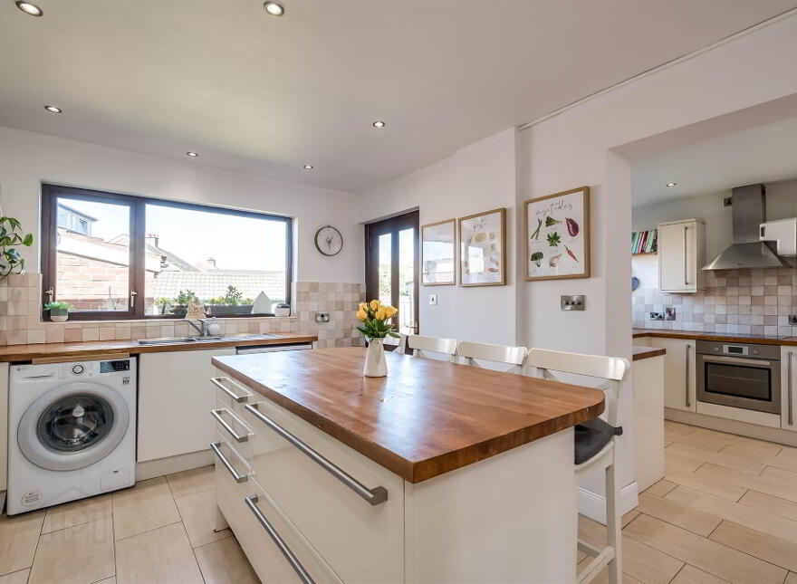 89 Upper Malone Road, Belfast, BT9 6UF