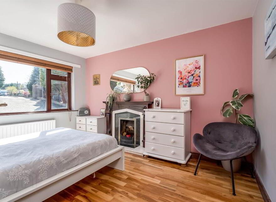 89 Upper Malone Road, Belfast, BT9 6UF