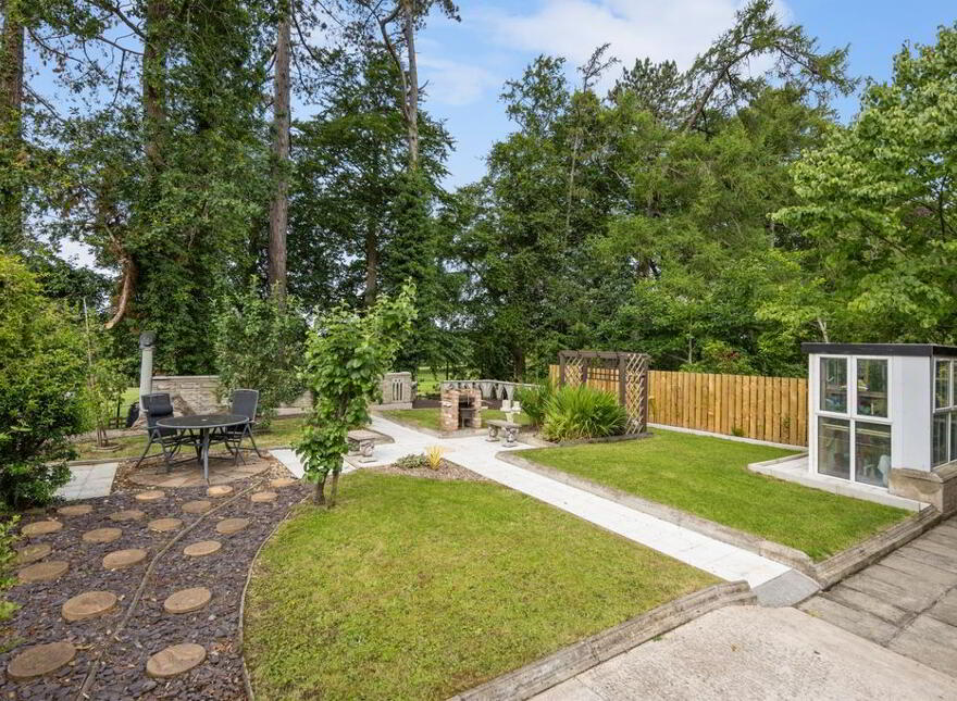 6 Solitude Demense, Kilmore Road, Lurgan, BT67 9GN