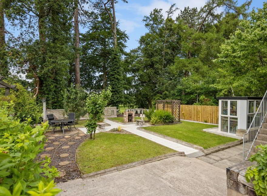 6 Solitude Demense, Kilmore Road, Lurgan, BT67 9GN