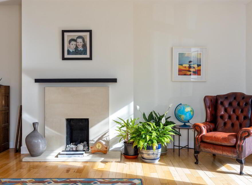 7 Seafields Avenue, Warrenpoint, Newry, BT34 3XA
