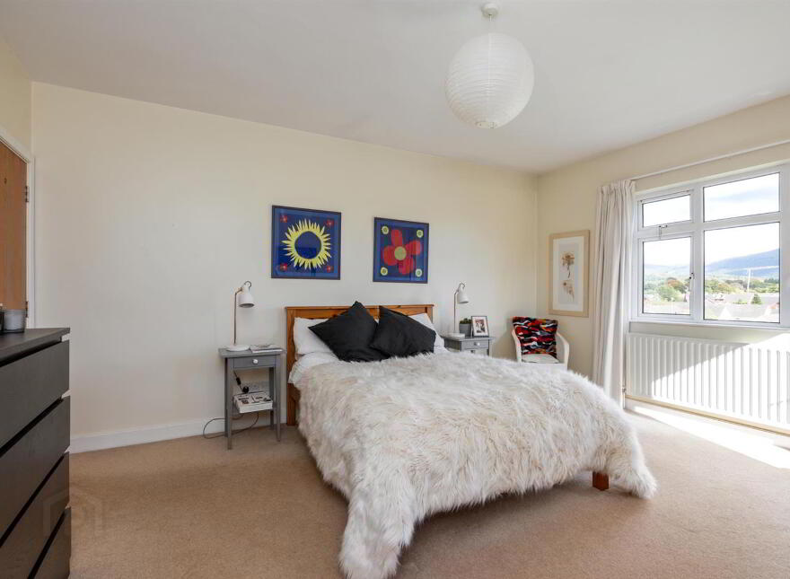 7 Seafields Avenue, Warrenpoint, Newry, BT34 3XA