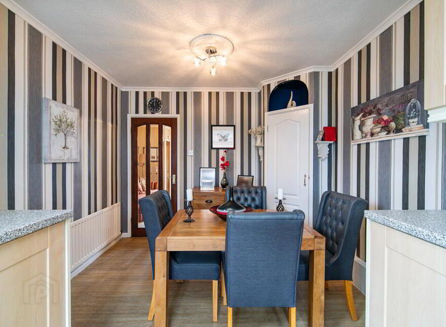 33 Larkfield Road, Belfast, BT4 1QE