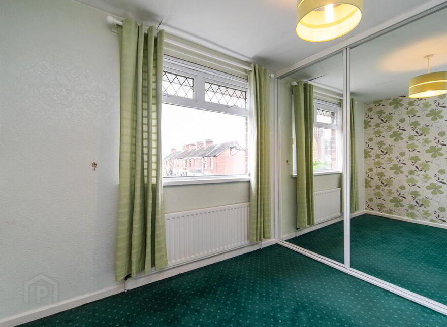 33 Larkfield Road, Belfast, BT4 1QE