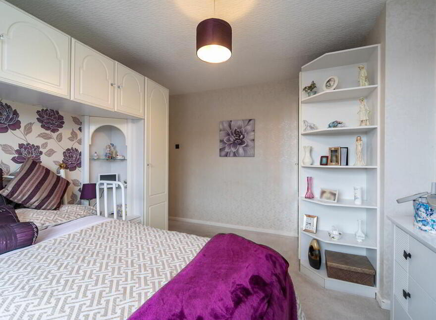 33 Larkfield Road, Belfast, BT4 1QE